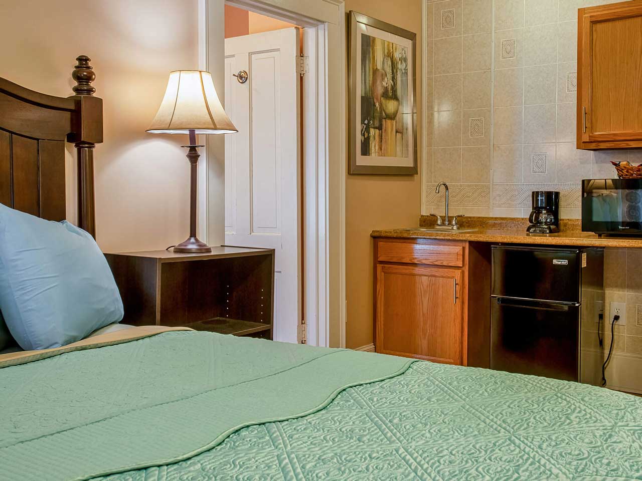 Beechnut Bedroom - Inn on Maple Street, Port Allegany, PA